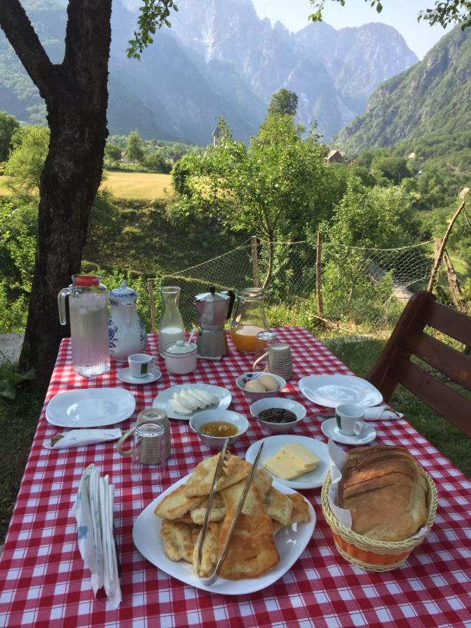 Bujtina Pllumi Theth Bed and Breakfast Εξωτερικό φωτογραφία