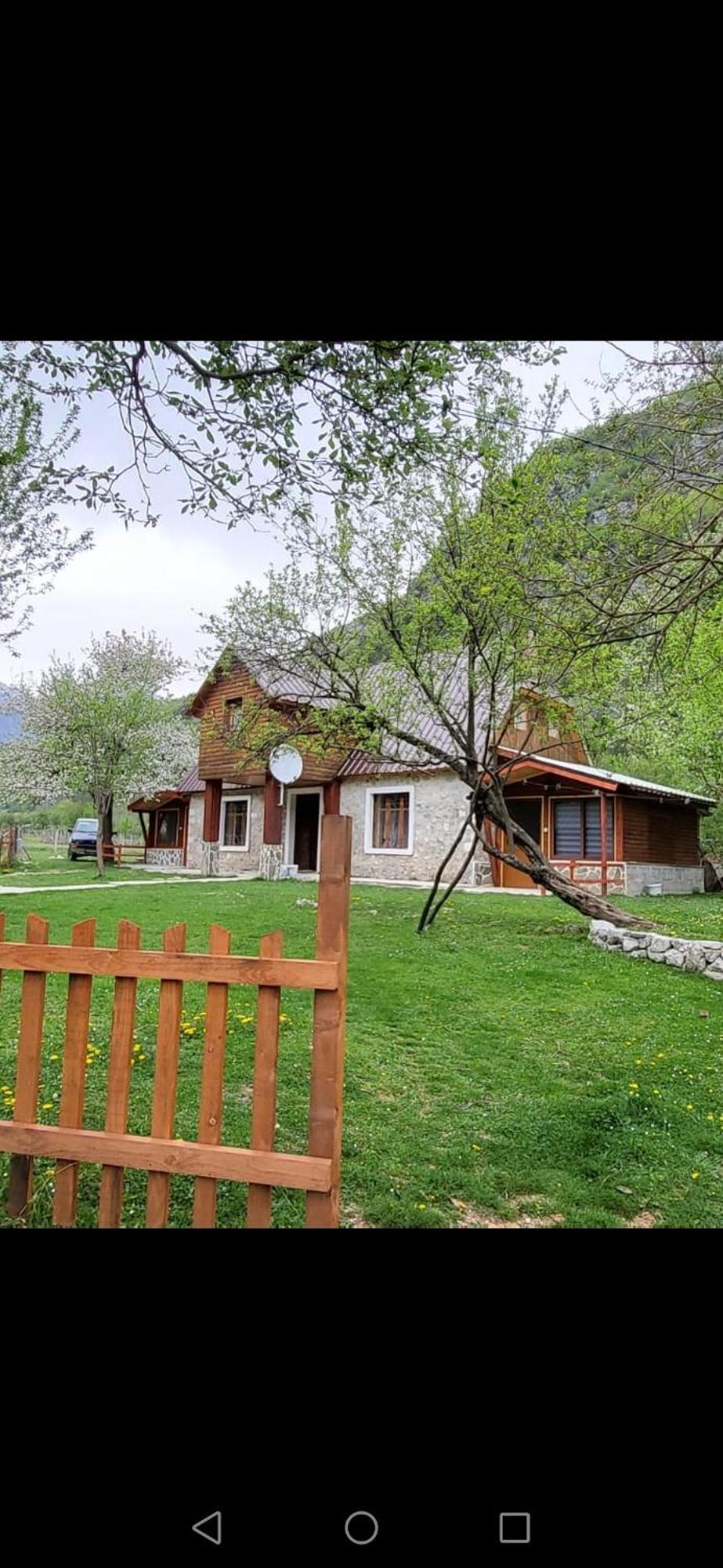 Bujtina Pllumi Theth Bed and Breakfast Εξωτερικό φωτογραφία