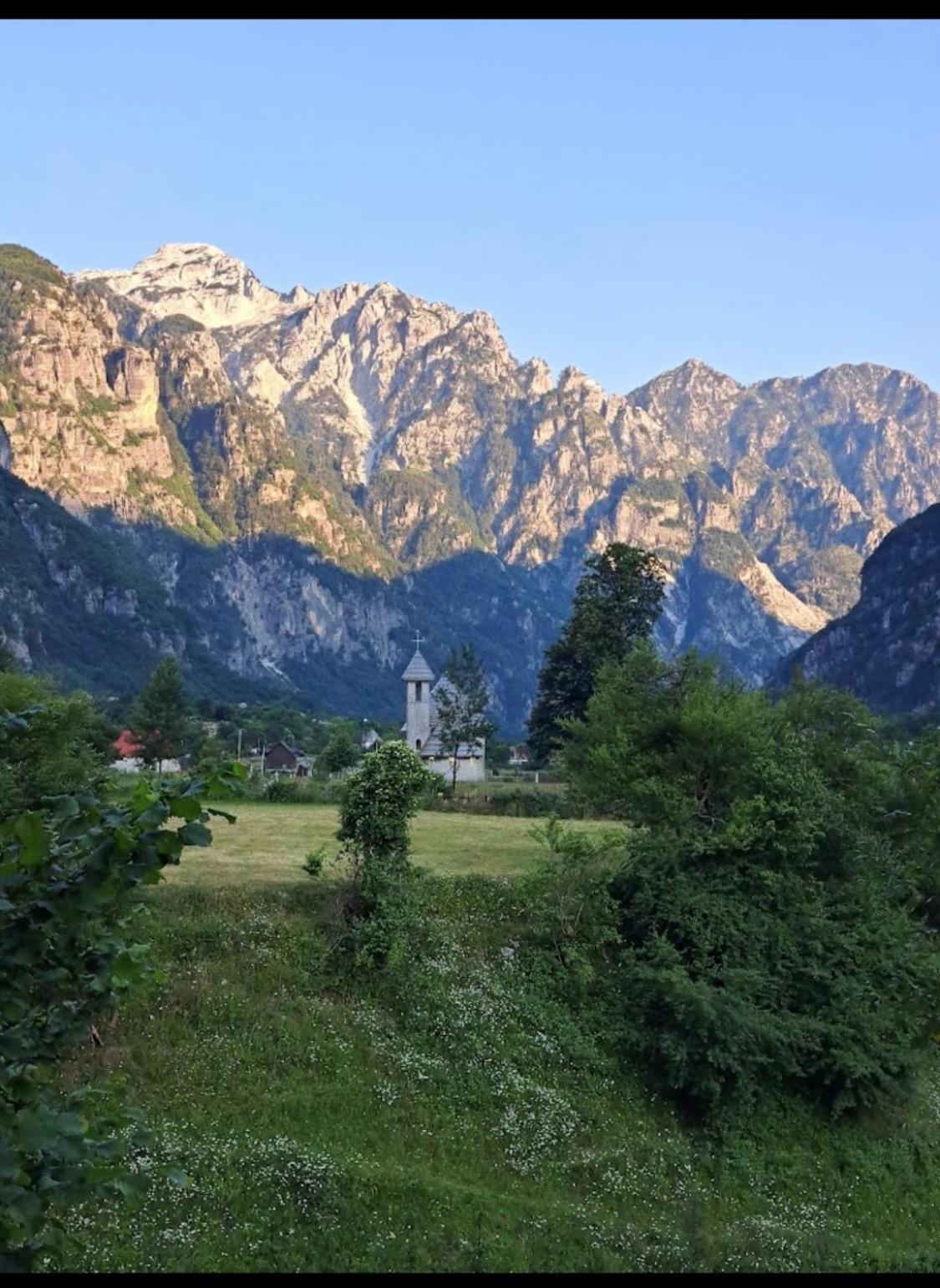 Bujtina Pllumi Theth Bed and Breakfast Εξωτερικό φωτογραφία