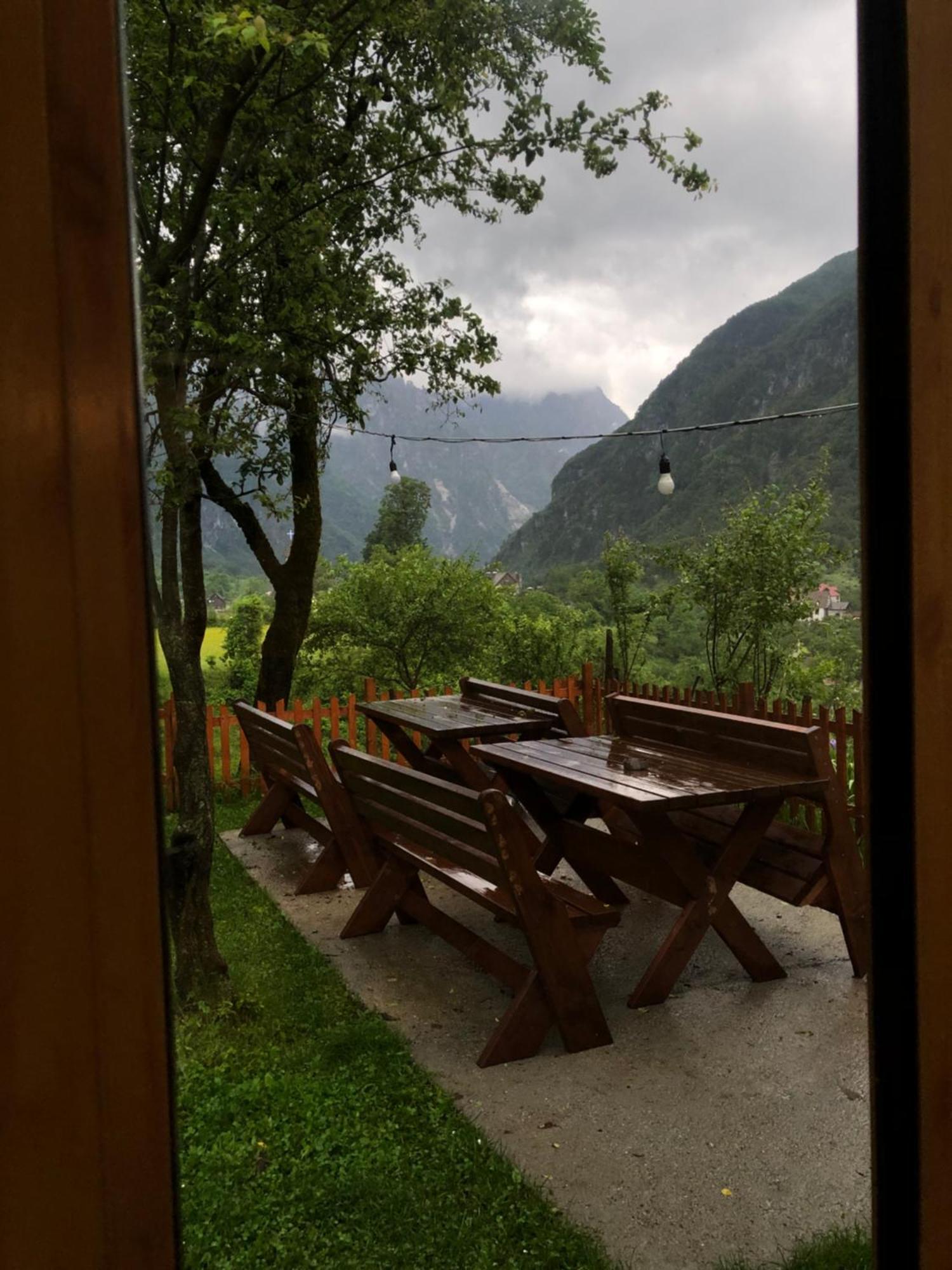 Bujtina Pllumi Theth Bed and Breakfast Εξωτερικό φωτογραφία